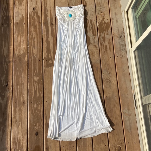 Sky Brand White Strapless Maxi Dress with Turquoise Pendant - Picture 3 of 5